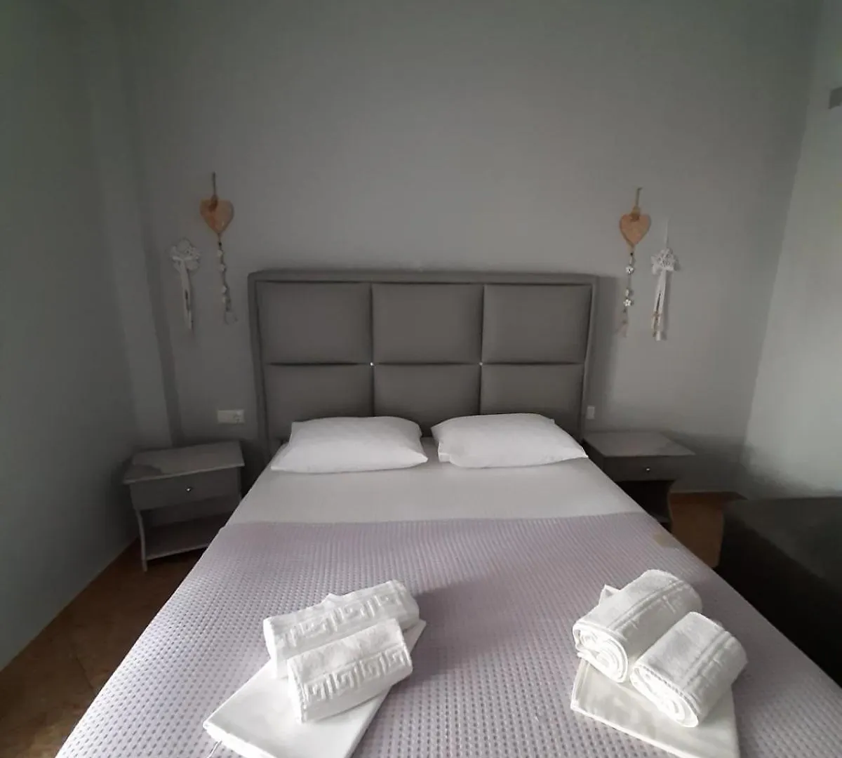 Elenas Apartments Sarti