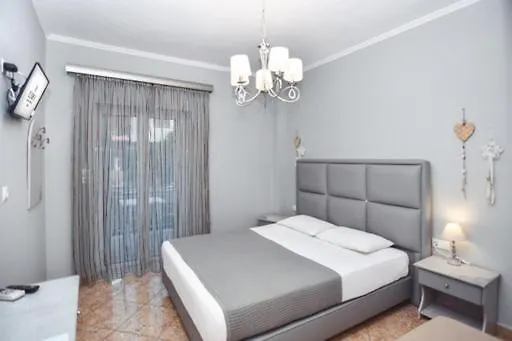 Elenas Apartments Sarti